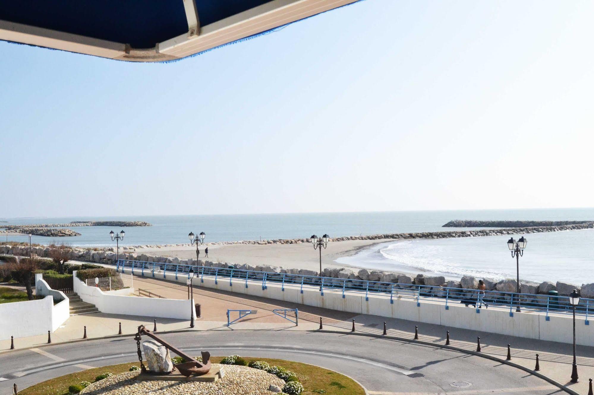 Hotel Le Dauphin Bleu Saintes-Maries-de-la-Mer Zewnętrze zdjęcie